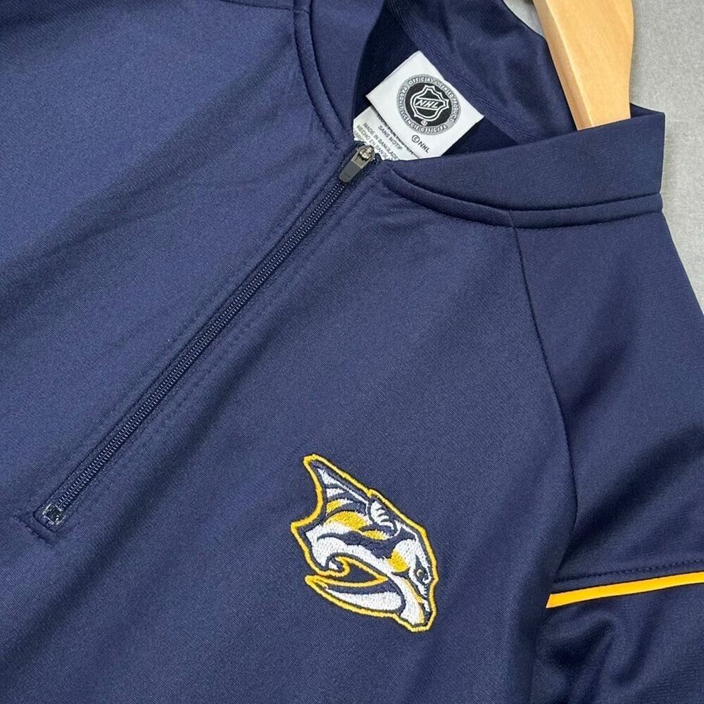 NWT Nashville Predators NHL Men's M Blue 1/4 Zip Long Sleeve Pullover Ice Hockey